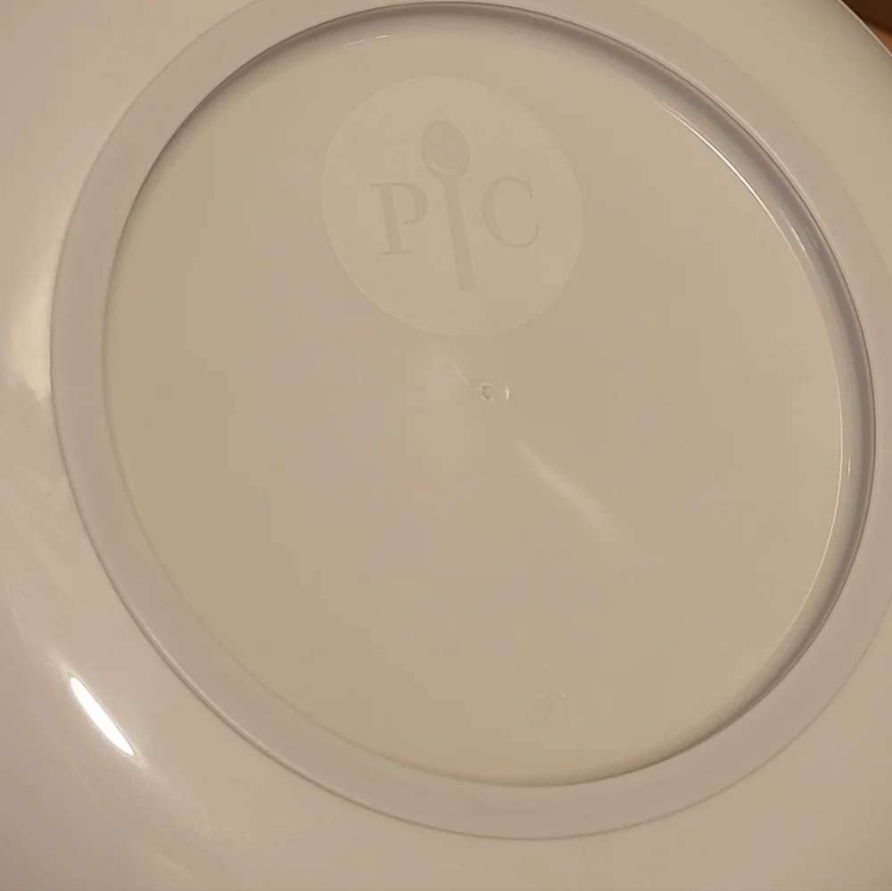 Pampered Chef Blue and White 4-Qt Mixing Bowl
